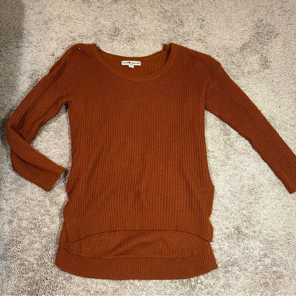 Burnt orange sweater 😍